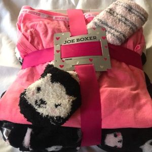 Joe Boxer Women’s 3 piece Cat Plush Pajama PJ Set